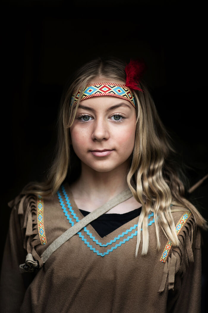 Nynne i indianer-kostume. Foto: Tor Birk Trads