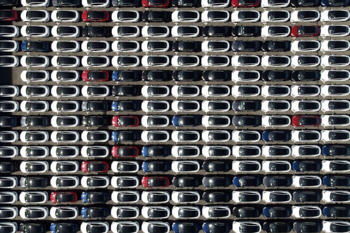 Tesla-biler på række i Taiwan. Foto: Sam Yeh, Scanpix