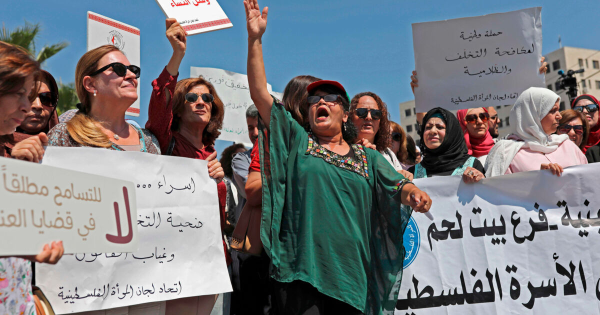Derivation Imperialisme Sult I Palæstina myrder man kvinder | Weekendavisen