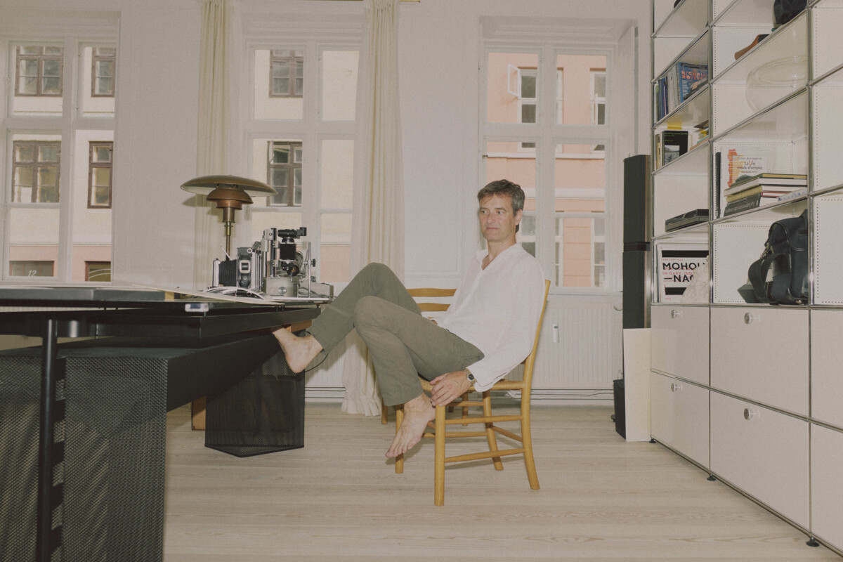 <p>Kunstner Ulrik Heltoft i sit hjem i Studiestræde. Foto: Jonas Pryner Andersen</p> Foto: 